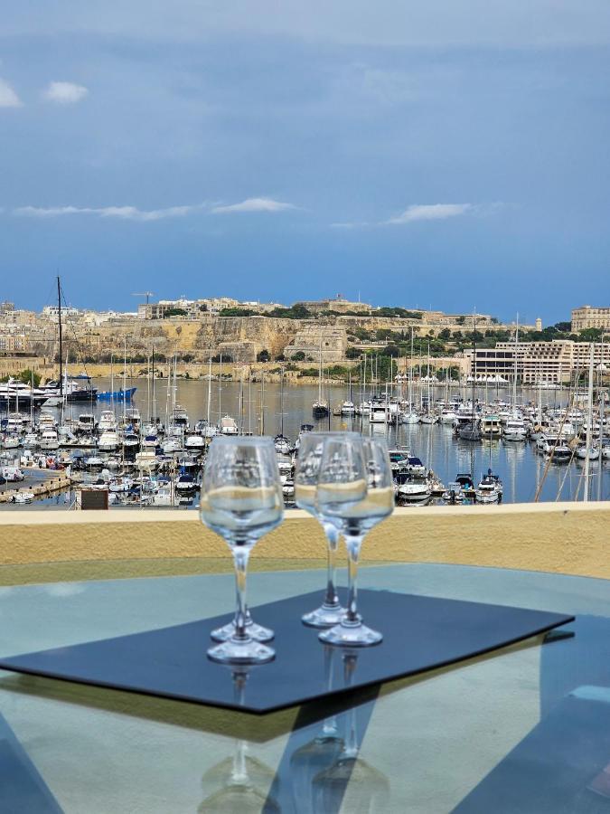 Appartement Mive Luxury Sea View Penthouse à Gzira Extérieur photo
