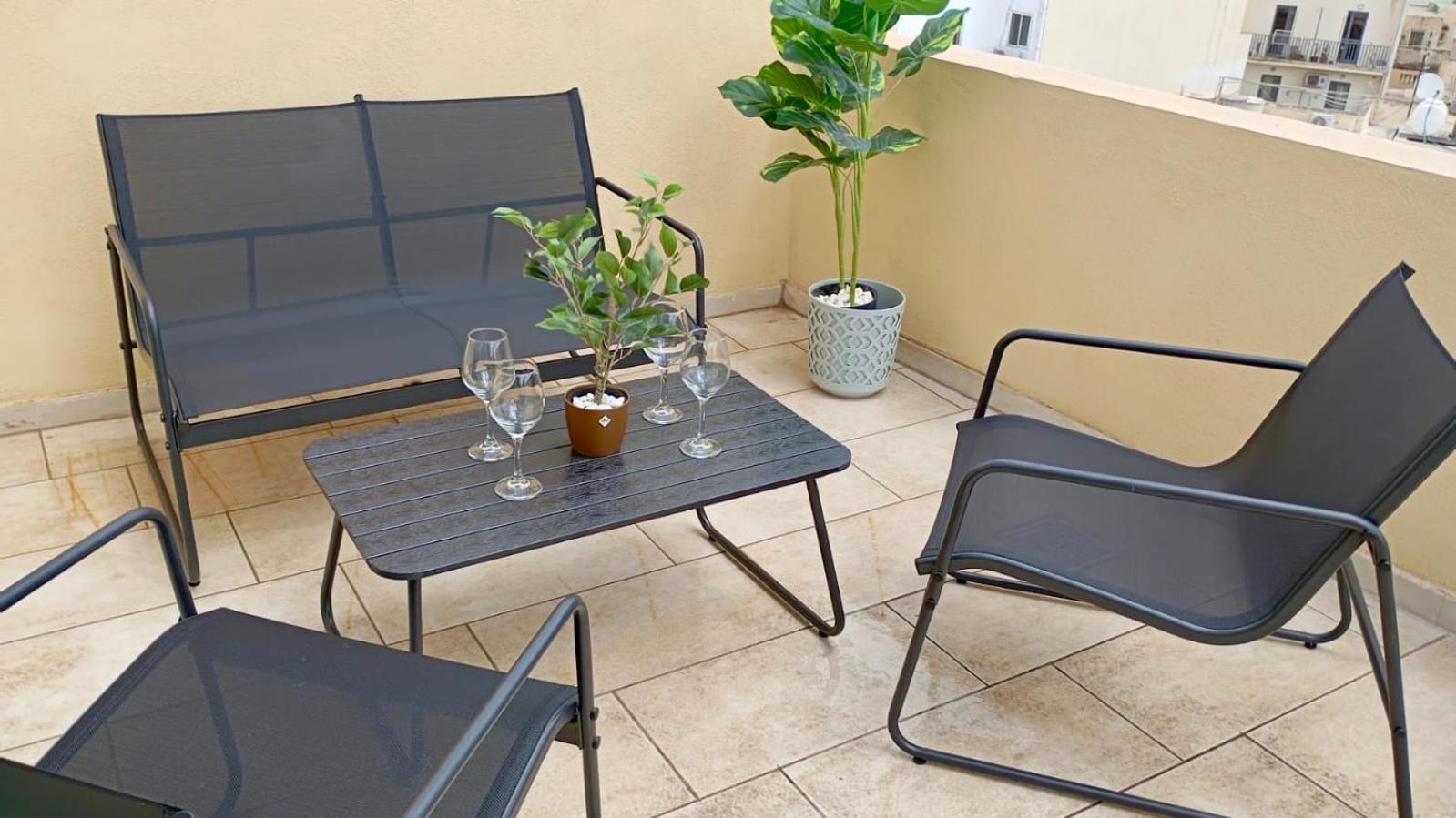Appartement Mive Luxury Sea View Penthouse à Gzira Extérieur photo